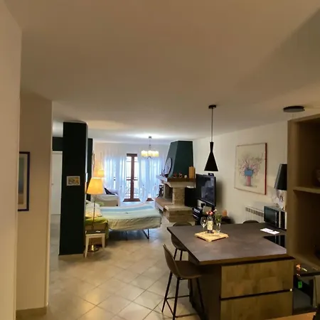 The Wild Lavender Apartment Cecchina